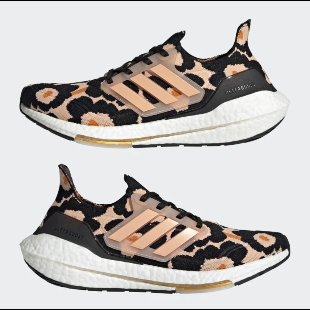 WOMENS ULTRABOOST 21 X MARIMEKKO SHOES